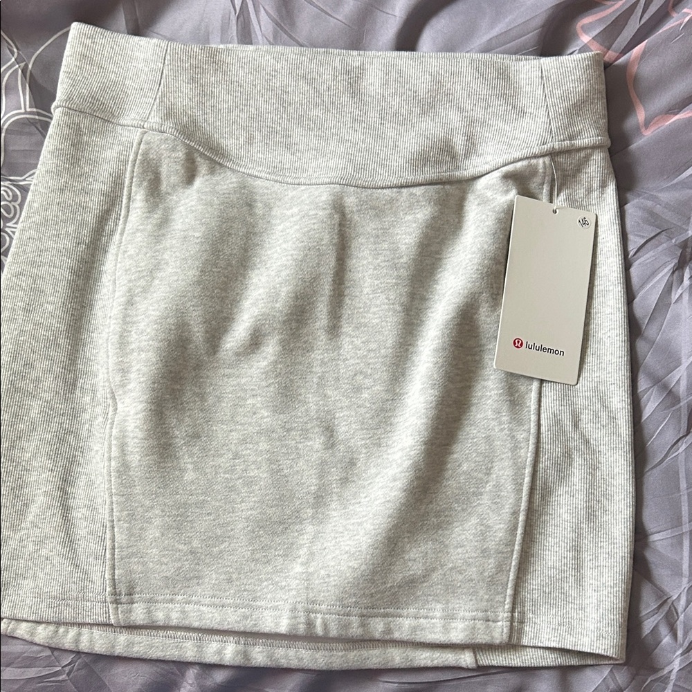 lululemon scuba athletica Light Gray Mini Skirt